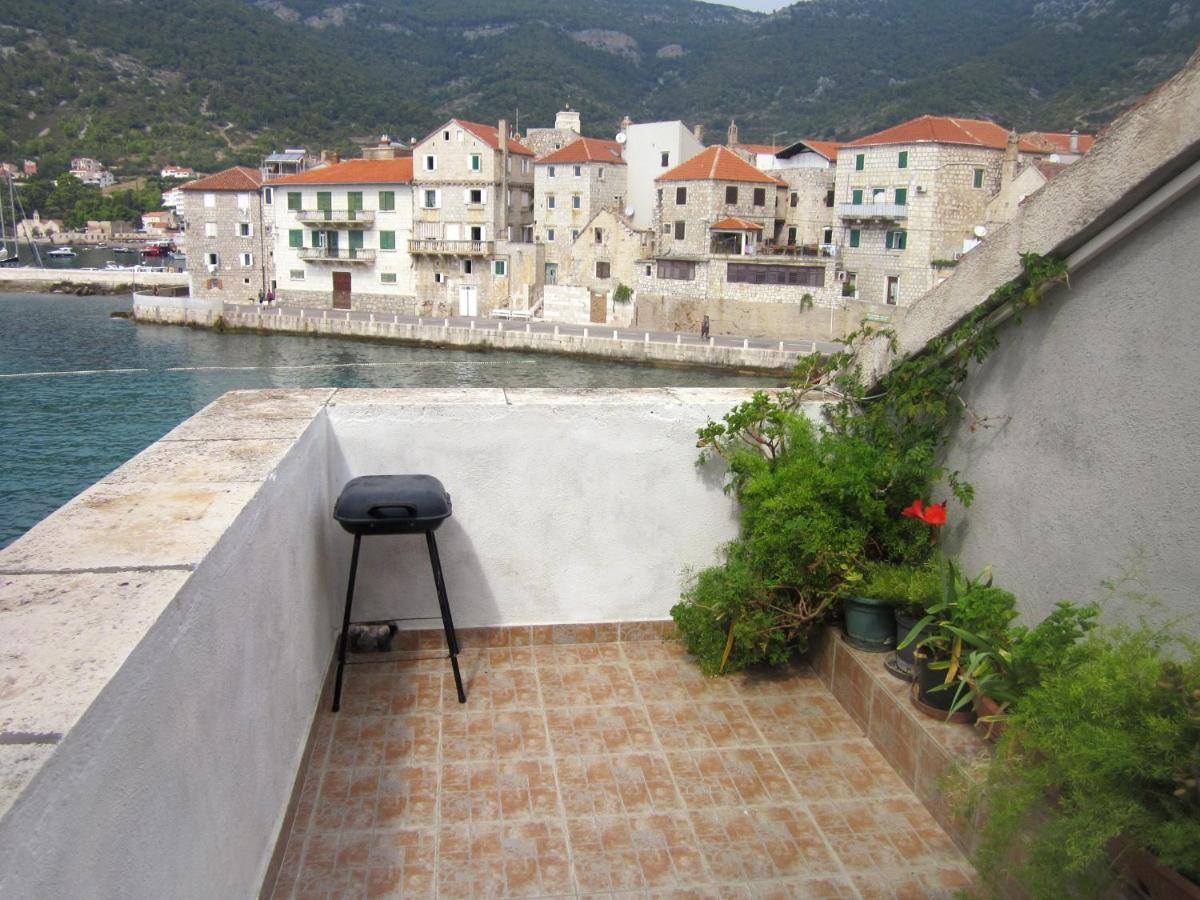 Apartments By The Sea Komiza, Vis - 8533 Exterior foto